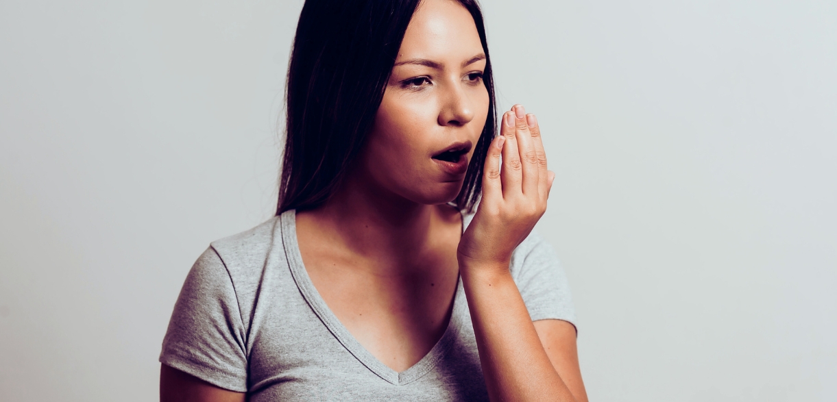white tongue and bad breath causes and treatment